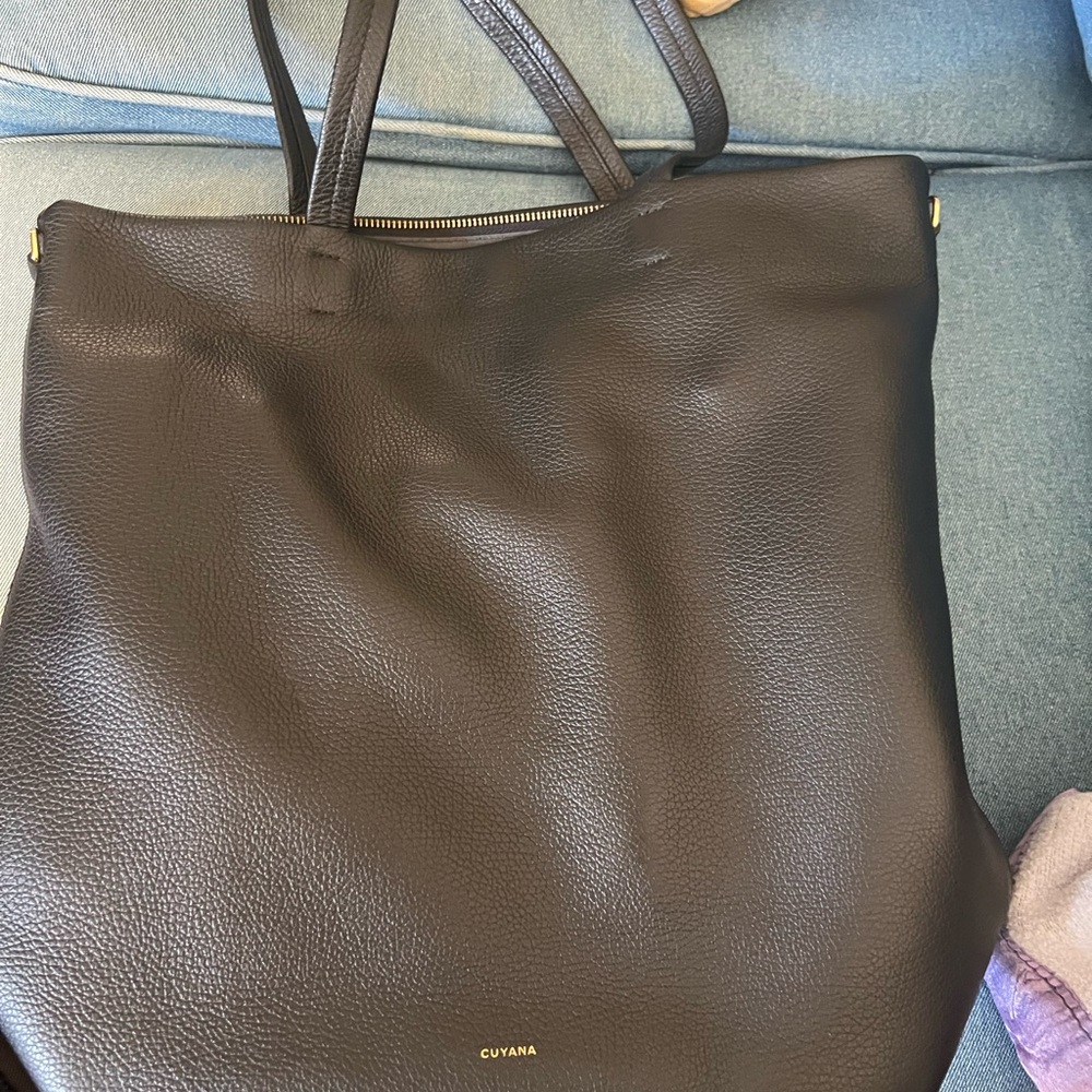 Cuyana black leather  large tote - Picture 4 of 9